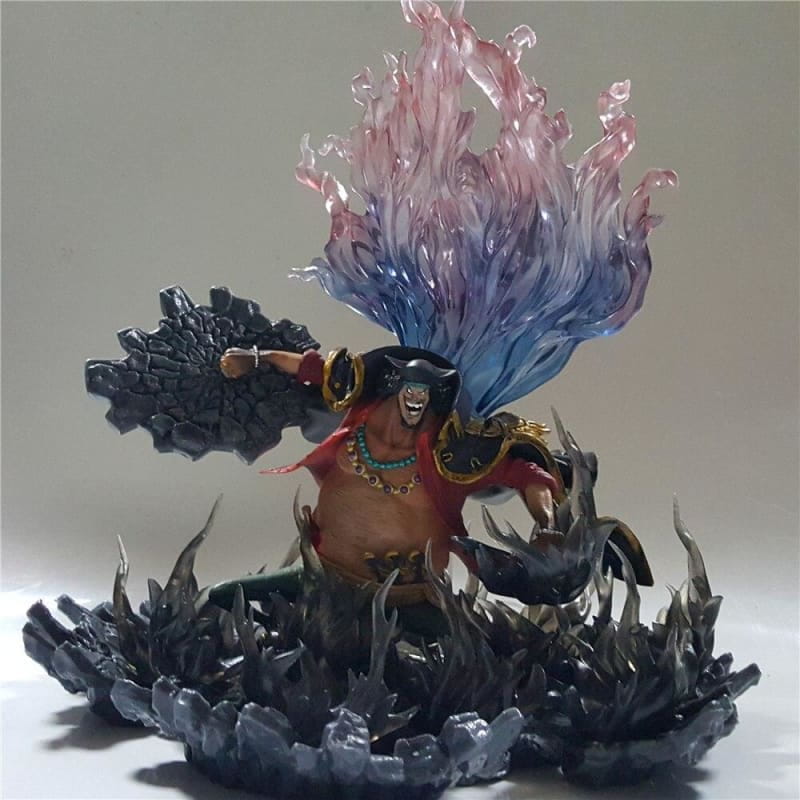 Marshall Blackbeard Ténébreux Figuur - One Piece™