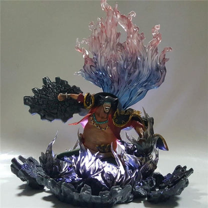 Marshall Blackbeard Ténébreux Figuur - One Piece™